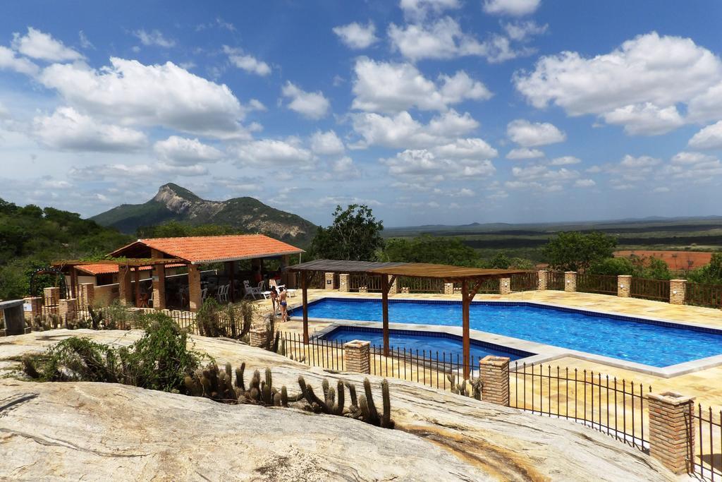 Fazenda Hotel Pedra Dos Ventos Quixadá Exterior photo